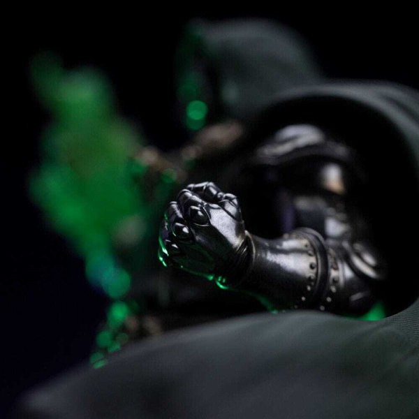 The Infinity Gauntlet Marvel Legends Diorama statuette 1/10 Art Scale Infinity Doctor Doom Deluxe Edition 42 cm