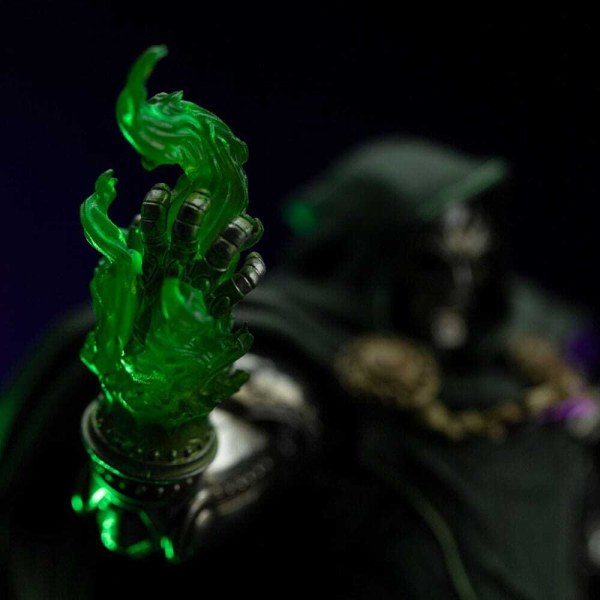 The Infinity Gauntlet Marvel Legends Diorama statuette 1/10 Art Scale Infinity Doctor Doom Deluxe Edition 42 cm