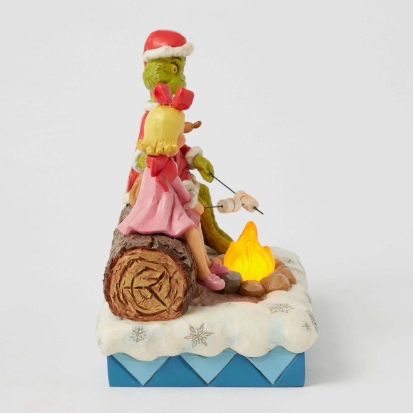 GRINCH ROASTING MARSHMALLOW