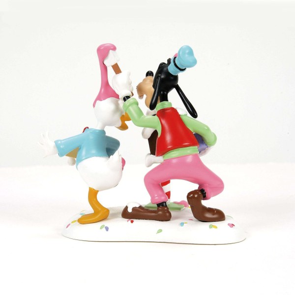 DONALD & GOOFY MAKE A MESS - DISNEY VILLAGE