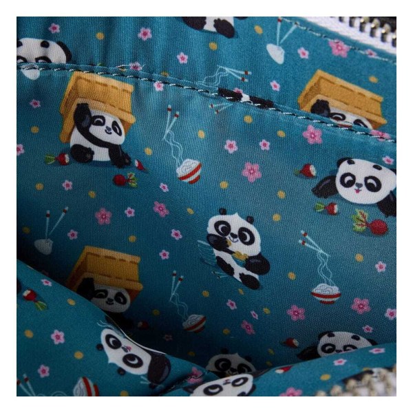 Dreamworks by Loungefly Kung Fu Panda carry bag