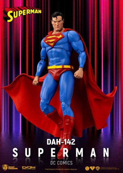 DC Comics Superman figurine 20 cm