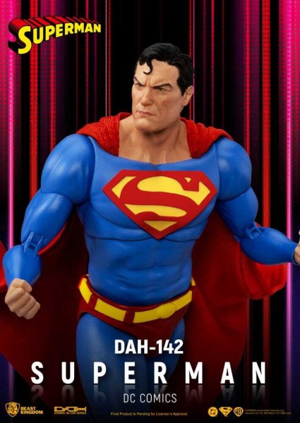 DC Comics Superman figurine 20 cm