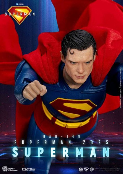 Superman (2025) Superman & Krypto figurine 21 cm