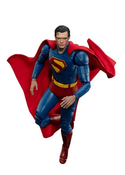 Superman (2025) Superman & Krypto figurine 21 cm