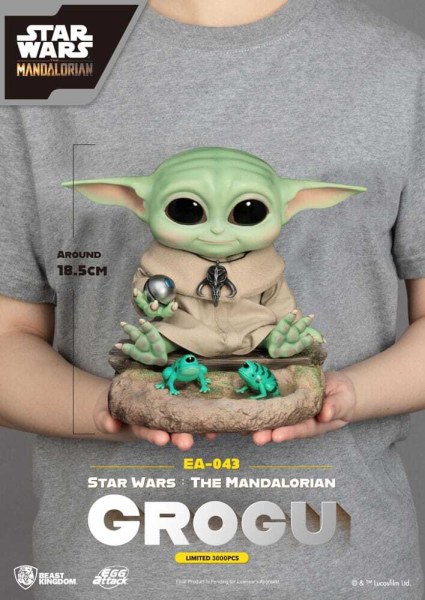 Star Wars: The Mandalorian Egg Attack Grogu statuette 18 cm