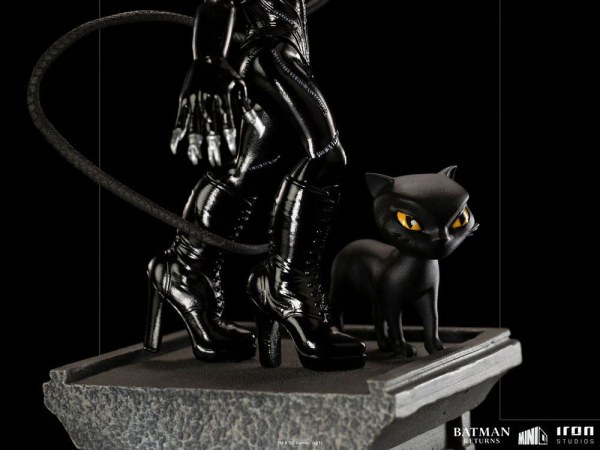 DC Comics Mini Co. Deluxe PVC figure Catwoman (Batman Returns) 17 cm