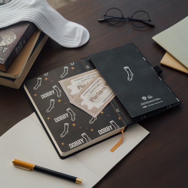 DOBBY PREMIUM A5 NOTEBOOK WITH PEN - HARRY POTTER