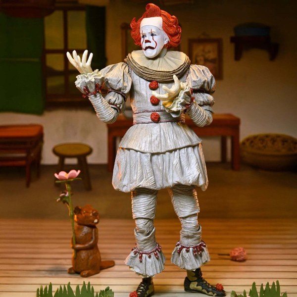WELCOME TO DERRY - 7" SCALE ACTION FIGURE - ULTIMATE BOB GRAY AS PENNYWISE