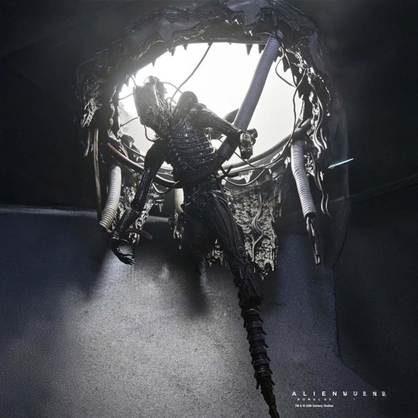 ALIEN: ROMULUS - 7" SCALE ACTION FIGURE - DELUXE SUSPENDED LAB XENOMORPH XX121