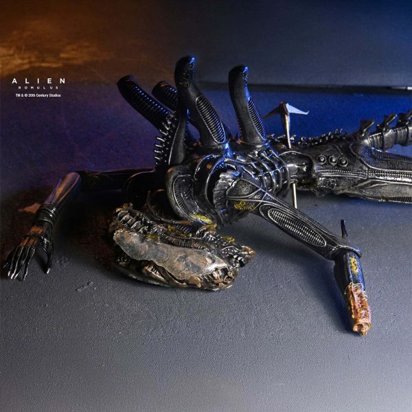 ALIEN: ROMULUS - 7" SCALE ACTION FIGURE - DELUXE SUSPENDED LAB XENOMORPH XX121