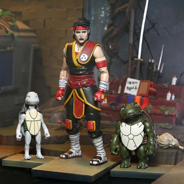 TEENAGE MUTANT NINJA TURTLES (THE LAST RONIN- THE LOST YEARS) - 7” SCALE ACTION FIGURE - CASEY MARIE WITH BABY ODYN & UNO