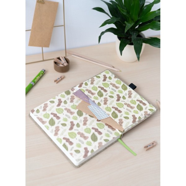 GROOT PREMIUM A5 NOTEBOOK WITH PROJECTOR PEN - MARVEL