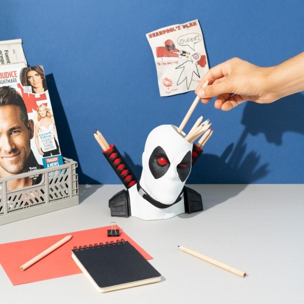 Deadpool Traje X-Force Pencil Holder - Marvel
