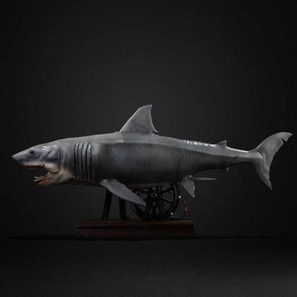 Deluxe Art Scale Steven Spielberg Jaws 50th anniversary 27 cm - Iron Studios Jaws