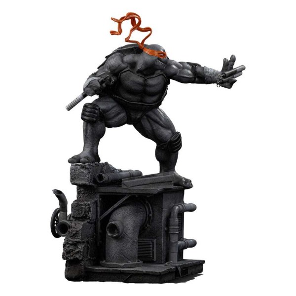 Ninja Turtles statuette 1/10 Art Scale Michelangelo Black and White Variant 26 cm