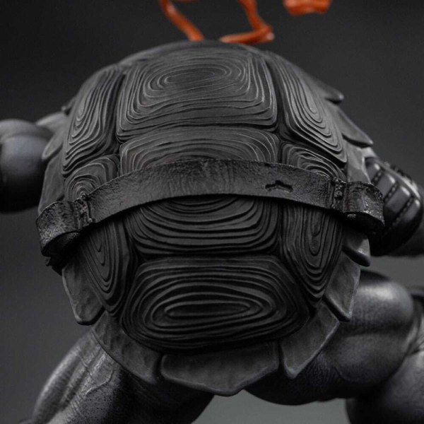 Ninja Turtles statuette 1/10 Art Scale Michelangelo Black and White Variant 26 cm