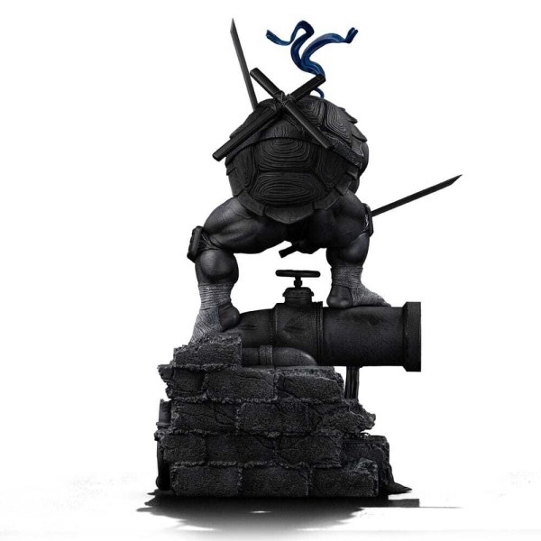 Ninja Turtles statuette 1/10 Art Scale Leonardo Black and White Variant 26 cm