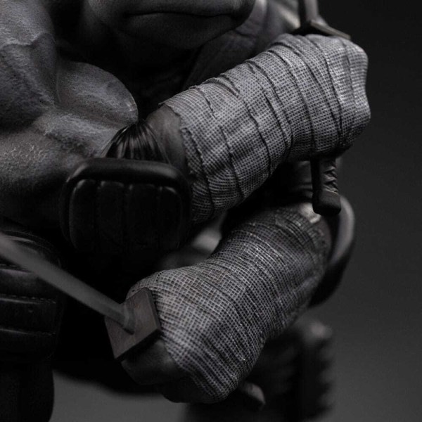 Ninja Turtles statuette 1/10 Art Scale Leonardo Black and White Variant 26 cm