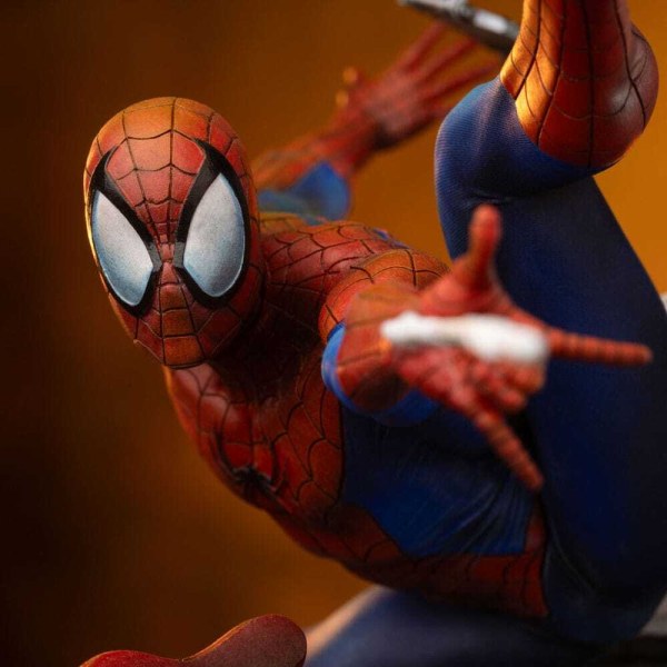 Spider-Man statuette 1/10 Art Scale Spider-Man 10th Anniversary 29 cm