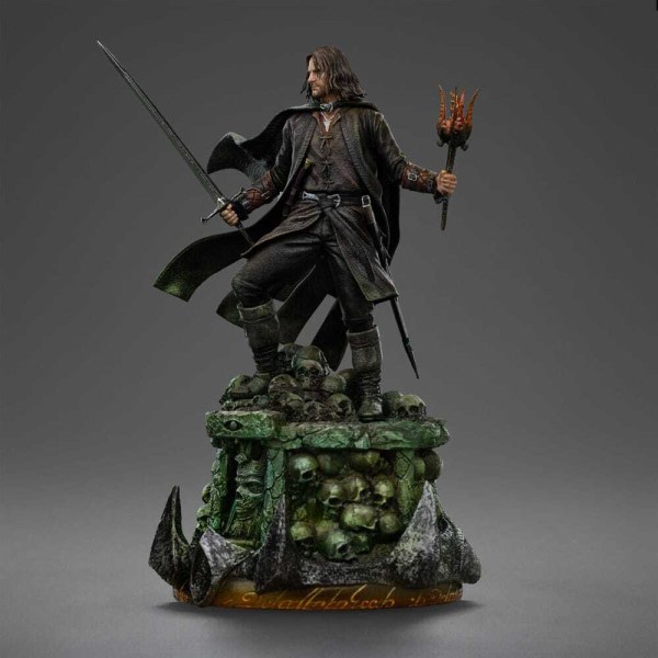 The Lord of the Rings 1/10 Art Scale Aragorn Unleashed statue, 31 cm