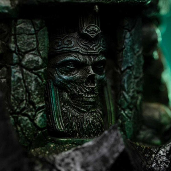 The Lord of the Rings 1/10 Art Scale Aragorn Unleashed statue, 31 cm