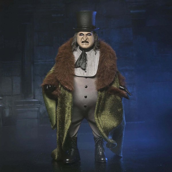 CLOTHED ACTION FIGURE THE PENGUIN - NECA BATMAN RETURNS
