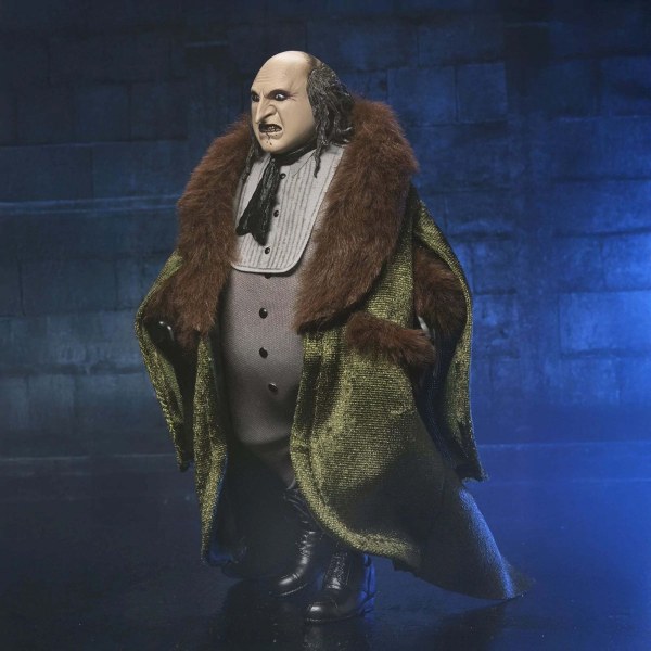 CLOTHED ACTION FIGURE THE PENGUIN - NECA BATMAN RETURNS