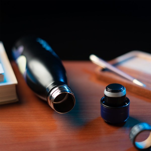 500ml Hot & Cold Insulated Metal Bottle - Wednesday