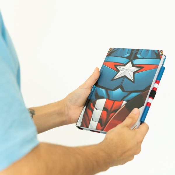 UNIFORM PREMIUM A5 NOTEBOOK WITH PEN - MARVEL CAPTAIN AMERICA