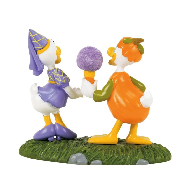 SWEET FOR A SWEETIE M'LADY - DISNEY VILLAGE