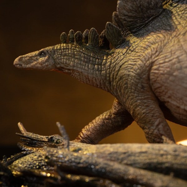 The Lost World: Jurassic Park Icons Stegosaurus Statue 18 cm