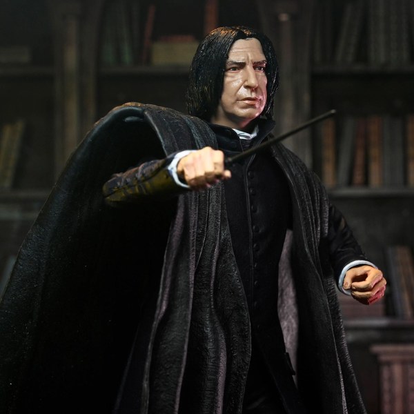 HARRY POTTER - 7" SCALE ACTION FIGURE - LEGACY COLLECTION - SEVERUS SNAPE