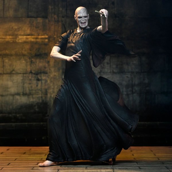 HARRY POTTER - 7" SCALE ACTION FIGURE - LEGACY COLLECTION - VOLDEMORT