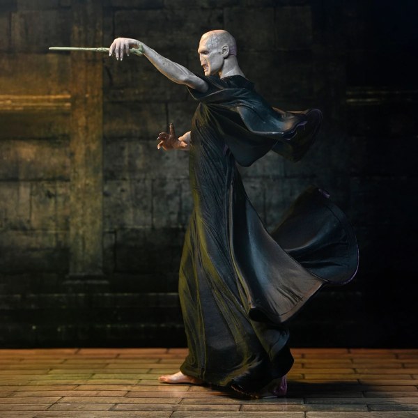 HARRY POTTER - 7" SCALE ACTION FIGURE - LEGACY COLLECTION - VOLDEMORT