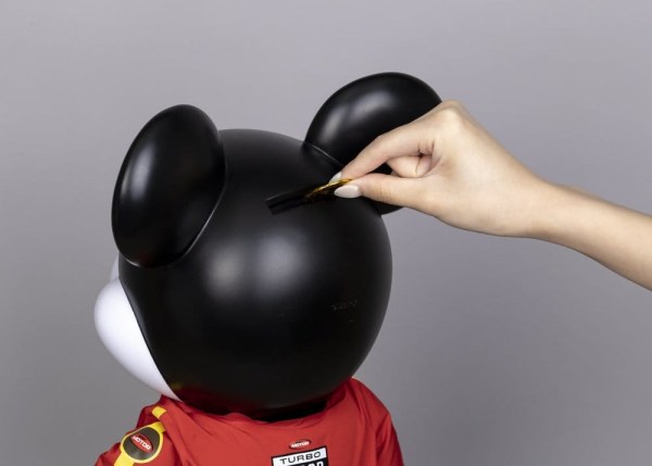 Vinyl Piggy Bank SYAKING-BANG!! Functional Figurine Race Car Mickey 48 cm - Disney Mickey and Friends
