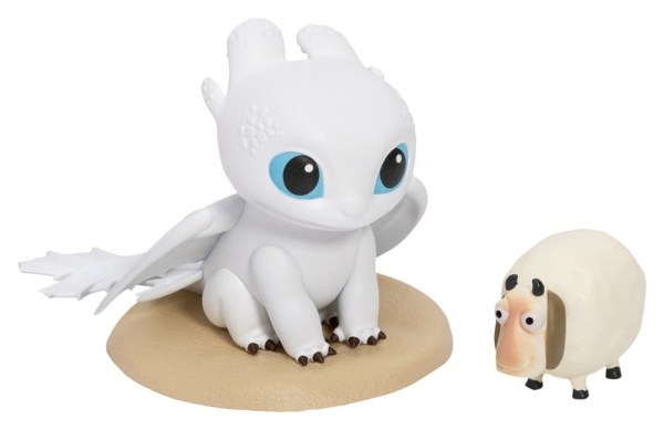 Dragons mini figurines mystery box 9 cm Assortment - Mini Egg Attack