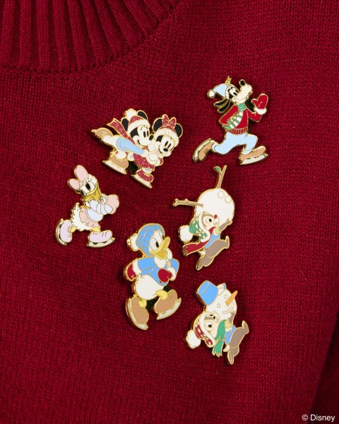 Mickey & Friends Winter Activities Mystery Box Pin - Disney Loungefly
