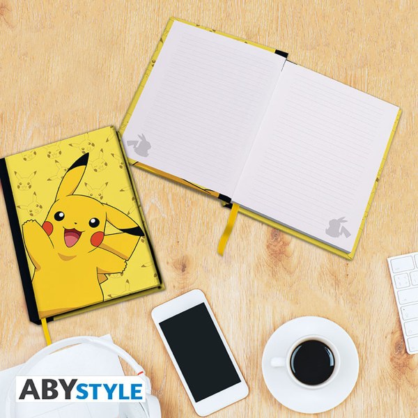 POKEMON - Pck Cahier A5 + Mug320ml + Cartes postales "Pikachu"