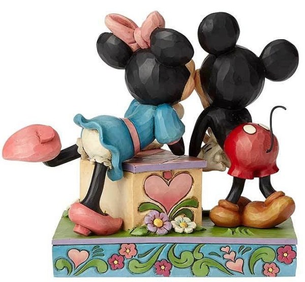 THE MICKEY AND MINNIE DISNEY TRADITIONS KISS KIOSK