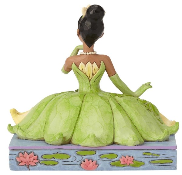 TIANA IN DISNEY TRADITIONS POSE