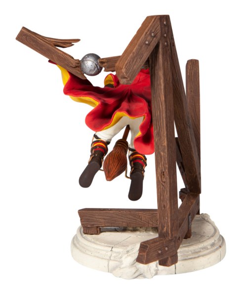 HARRY DOES QUIDDITCH - HARRY POTTER