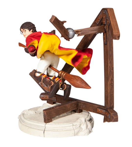 HARRY DOES QUIDDITCH - HARRY POTTER