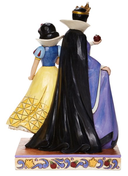 SNOW WHITE AND THE EVIL QUEEN - DISNEY TRADITIONS