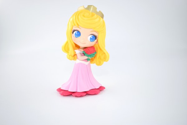 AURORA IN A DRESS - DISNEY Q POSKET