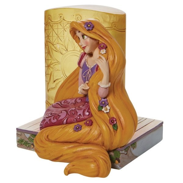 RAPUNZEL AND HER LANTERN - DISNEY TRADITIONS