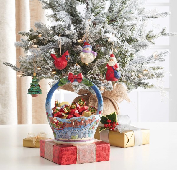 CHRISTMAS BASKET - JIM SHORE HEARTWOOD CREEK