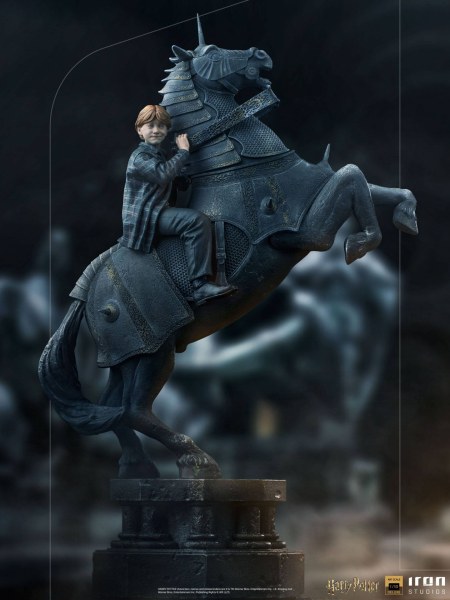 RON WEASLEY AT THE WIZARDS CHESSBOARD ART SCALE - HARRY POTTER