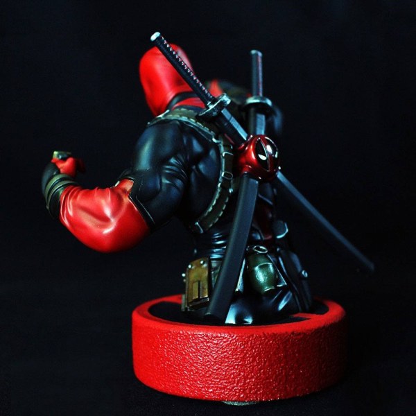 DEADPOOL BUST - MARVEL