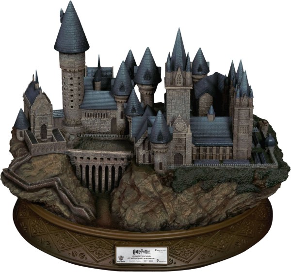 HOGWARTS School Of Witchcraft And Wizardry 32 cm LIMITED EDITION - HARRY POTTER MASTERCRAFT